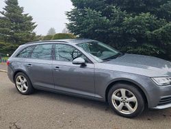 Grau Gebraucht 2016 Audi A4 Kombi | 13.400 € (Teuer)