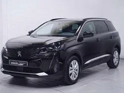 Schwarz Gebraucht 2022 Peugeot 5008 Active Van / Kleinbus | 24.450 € (Guter Preis)