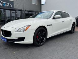 Weiß Gebraucht 2014 Maserati Quattroporte Limousine | 28.900 € (Fairer Preis)
