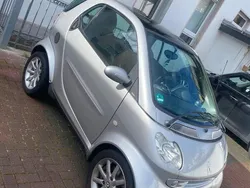 Silber Gebraucht 2004 Smart ForTwo Coupé Passion Coupé | 2.400 €