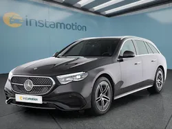 Grau Gebraucht 2024 Mercedes E450 Kombi | 71.299 € (Guter Preis)