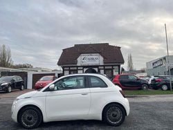 Weiß Gebraucht 2023 Fiat 500e Icon Cabrio | 17.400 € (Superpreis)