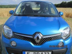 Blau Gebraucht 2014 Renault Twingo Luxe Kleinwagen | 6.333 €