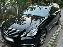 Schwarz Gebraucht 2011 Mercedes E220 Avantgarde Kombi | 9.000 € (Guter Preis)