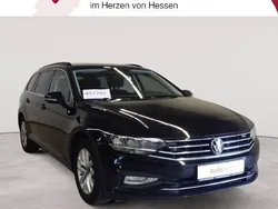 Deep black perleffekt Gebraucht 2022 VW Passat Business Kombi | 19.390 € (Guter Preis)