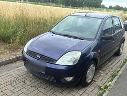 Blau Gebraucht 2002 Ford Fiesta Kleinwagen | 1.290 € (Etwas zu teuer)