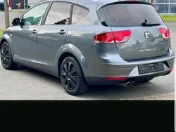 Silber Gebraucht 2012 Seat Altea XL Van / Kleinbus | 4.650 € (Fairer Preis)