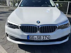 Weiß Gebraucht 2019 BMW 520 Comfort Edition Limousine | 25.999 € (Superpreis)
