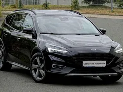 Schwarz Gebraucht 2021 Ford Focus Active Kombi | 16.770 € (Superpreis)