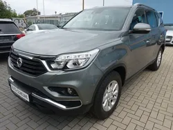 Grün Gebraucht 2018 Ssangyong Rexton Crystal SUV | 11.950 € (Etwas zu teuer)