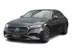 Grau Gebraucht 2023 Mercedes E200 Avantgarde Limousine | 44.989 € (Etwas zu teuer)