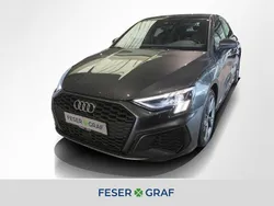 Daytonagrau perleffekt Gebraucht 2023 Audi A3 Sportback Ambiente Limousine | 33.440 €