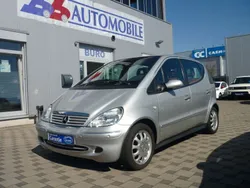 Silber Gebraucht 2001 Mercedes A170 Elegance Van / Kleinbus | 4.990 €