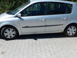Silber Gebraucht 2006 Renault Scénic II Van / Kleinbus | 1.500 € (Fairer Preis)