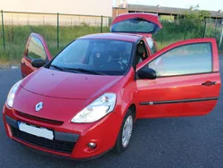 Rot Gebraucht 2009 Renault Clio II Dynamique Kleinwagen | 2.300 € (Guter Preis)