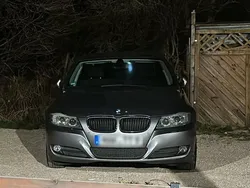 Grau Gebraucht 2009 BMW 320 Limousine | 4.950 € (Fairer Preis)