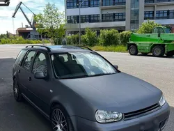 Grau Gebraucht 2004 VW Golf IV Kombi | 3.200 € (Fairer Preis)