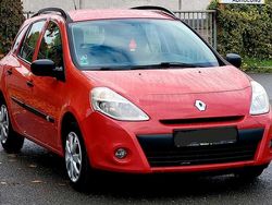 Rot Gebraucht 2009 Renault Clio GrandTour Kombi | 1.899 € (Fairer Preis)