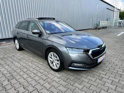 Grau Gebraucht 2022 Skoda Octavia Limousine | 24.499 € (Etwas zu teuer)