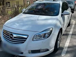 Weiß Gebraucht 2012 Opel Insignia Kombi | 4.000 € (Fairer Preis)
