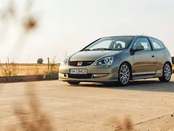 Grün Gebraucht 2001 Honda Civic Type R Limousine | 13.500 €