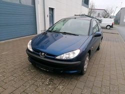 Blau Gebraucht 2008 Peugeot 206 Kleinwagen | 2.500 €