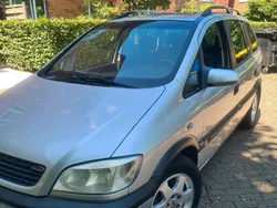 Silber Gebraucht 2000 Opel Zafira Van / Kleinbus | 3.600 €