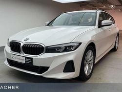 Alpinweiss Gebraucht 2024 BMW 318 Comfort Edition Kombi | 31.199 € (Superpreis)