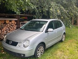 Silber Gebraucht 2002 VW Polo Kleinwagen | 850 € (Fairer Preis)