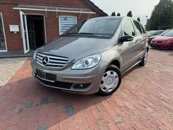 Grau Gebraucht 2006 Mercedes B150 Van / Kleinbus | 3.900 € (Fairer Preis)