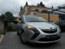 Silber Gebraucht 2016 Opel Zafira Tourer Edition Van / Kleinbus | 7.450 € (Guter Preis)