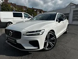 Weiß Gebraucht 2020 Volvo V60 Kombi | 22.999 € (Fairer Preis)