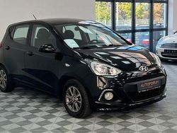 Schwarz Gebraucht 2015 Hyundai i10 Edition Kleinwagen | 6.999 €