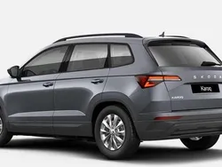 Graphitegrau metallic Neu 2025 Skoda Karoq Selection SUV | 31.551 € (Guter Preis)