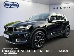 Black solid stone / solid Gebraucht 2019 Volvo XC40 Momentum SUV | 19.850 € (Fairer Preis)