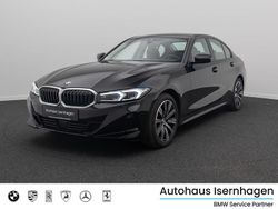 Schwarz ii668 Gebraucht 2022 BMW 330 Sport Line Limousine | 36.499 € (Fairer Preis)