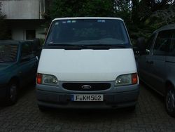 Weiß Gebraucht 1999 Ford Transit Van / Kleinbus | 900 €