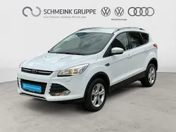 Frostweiß Gebraucht 2016 Ford Kuga SUV | 9.980 € (Guter Preis)
