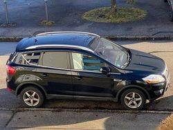 Schwarz Gebraucht 2011 Ford Kuga SUV | 3.500 € (Fairer Preis)