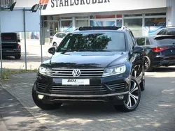 Schwarz Gebraucht 2015 VW Touareg Terrain Tech SUV | 25.990 € (Fairer Preis)