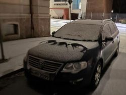 Blau Gebraucht 2009 VW Passat Kombi | 2.800 € (Guter Preis)