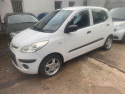 Weiß Gebraucht 2009 Hyundai i10 Style Kleinwagen | 4.495 € (Fairer Preis)