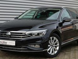 Deep black perleffekt Gebraucht 2024 VW Passat Elegance Kombi | 36.830 € (Fairer Preis)