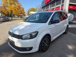 Weiß Gebraucht 2012 VW Touran Match Van / Kleinbus | 4.900 € (Superpreis)