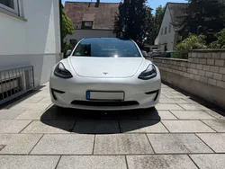 Weiß Gebraucht 2021 Tesla Model 3 Long Range Limousine | 24.500 € (Guter Preis)