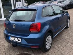 Blau Gebraucht 2015 VW Polo Comfortline Limousine | 9.400 € (Fairer Preis)