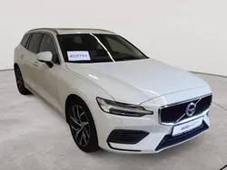 Ice white Gebraucht 2020 Volvo V60 Momentum Kombi | 26.990 € (Fairer Preis)