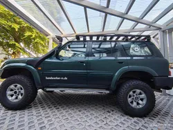 Grün Gebraucht 2000 Nissan Patrol SUV | 22.500 €