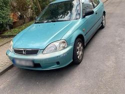 Grün Gebraucht 2001 Honda Civic Kleinwagen | 1.800 € (Guter Preis)