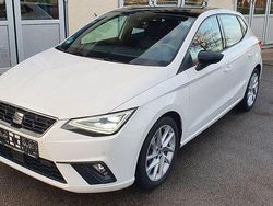 Weiß Gebraucht 2021 Seat Ibiza Beats Limousine | 16.950 € (Etwas zu teuer)